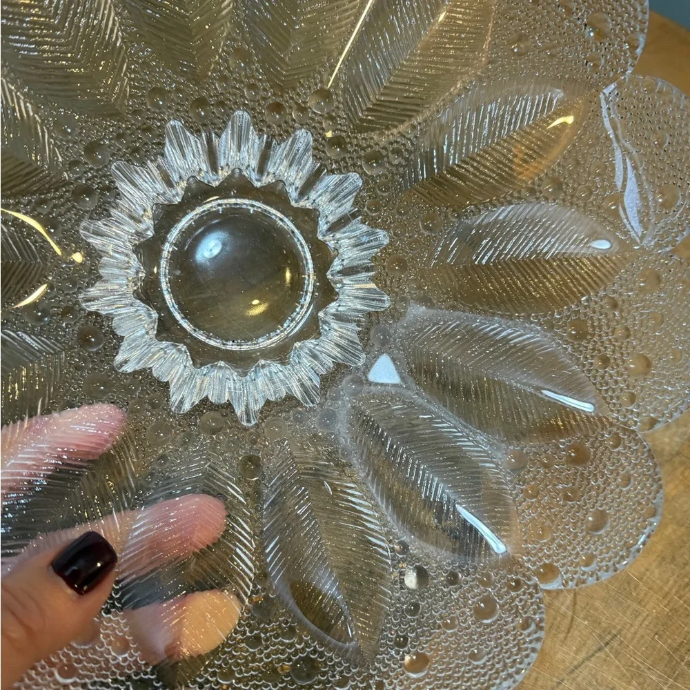Vintage MCM E. Germany Lausitzer Dew Drop and Leaf Clear Glass Decorative Bowl